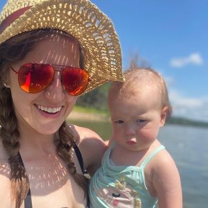 Meet your Posher, Molly